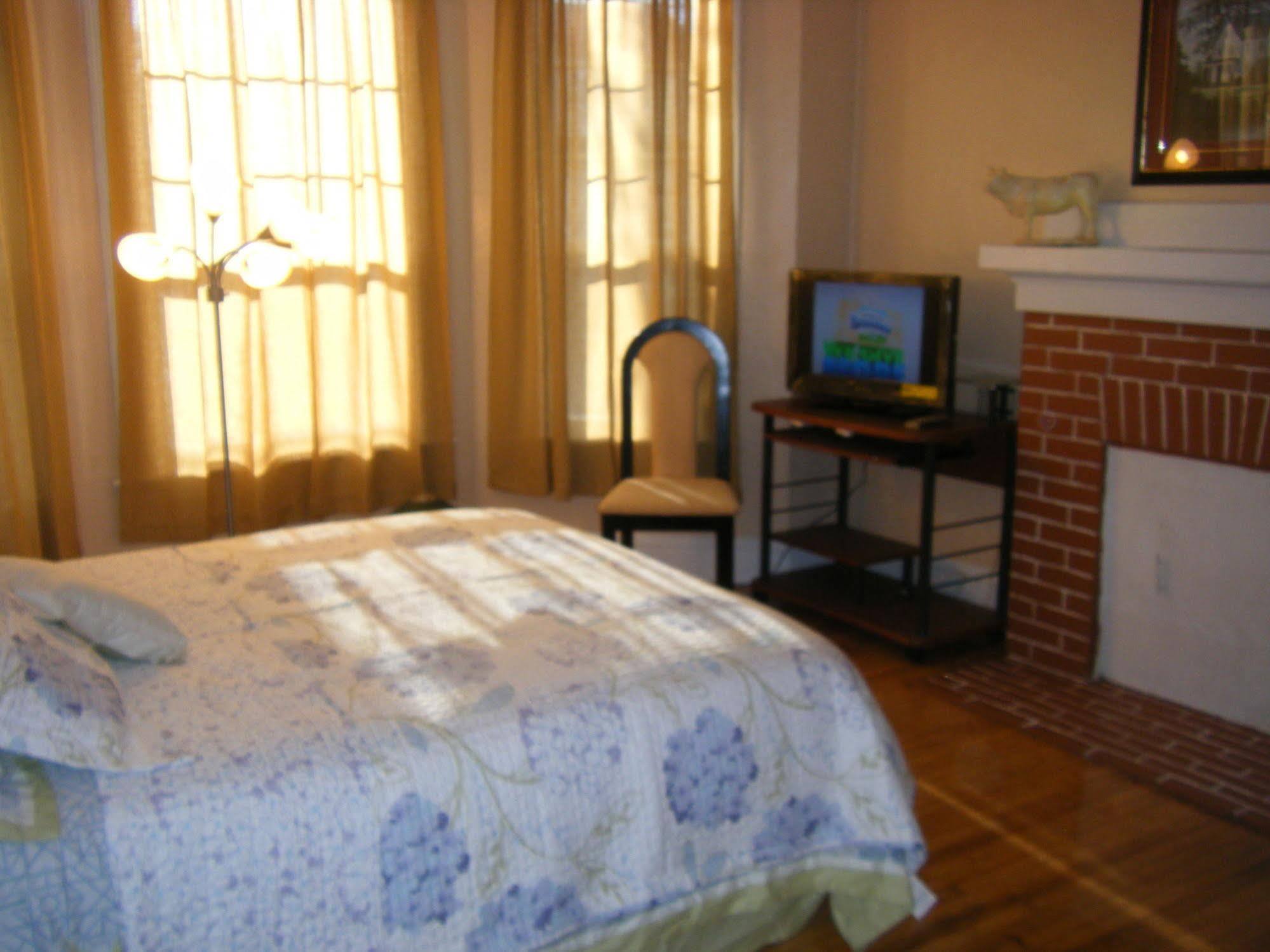 Glory Inn Downtown Moncton Extérieur photo